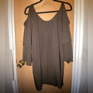 Women’s cold-shoulder brown top with 3/4 ruffle sleeve size L
